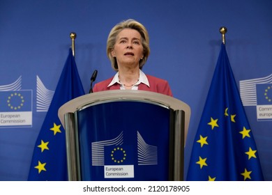 European Commission President Ursula von der Leyen speaks during a news conference on the Chips Act at EU headquarters in Brussels, Belgium, February 8, 2022.