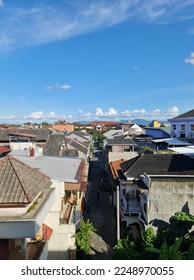 evening atmosphere in dense settlements