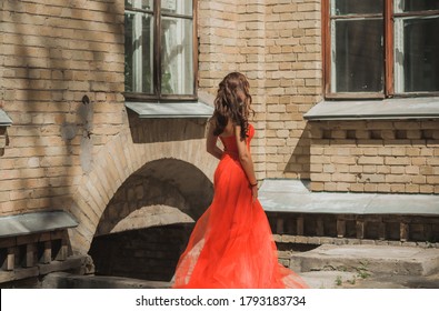 pics of fancy dresses