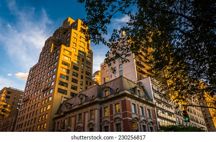 Evening Light On Old Buildings In Upper East Side, Manhattan, New York.