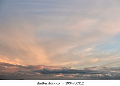 Evening Sky With Pink Clouds. Subtle Sunset Colors Of Sky And Clouds. 