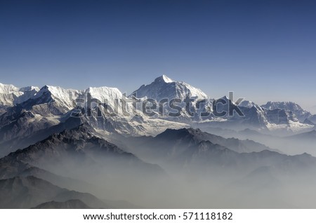 Everest Peak and Himalaya Everest mountain range panorama