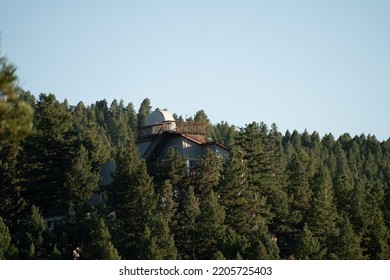 Evergreen, Colorado, USA. September, 12th, 2022. A Telescope Mountain House From The Top Of Independence Mountain. 