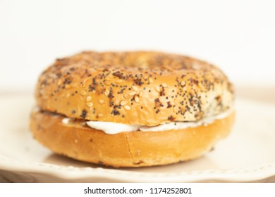 Everything Bagel With Cream Cheese 