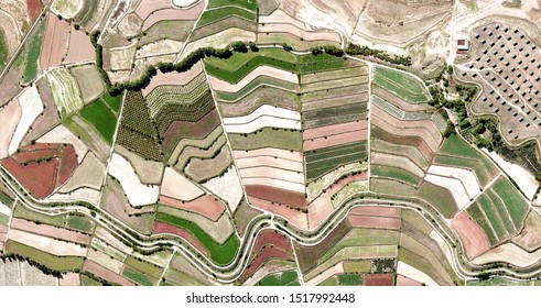 everything changes nothing remains,, tribute to Picasso, abstract photography of the Spain fields from the air, aerial view, representation of human labor camps, abstract art, 