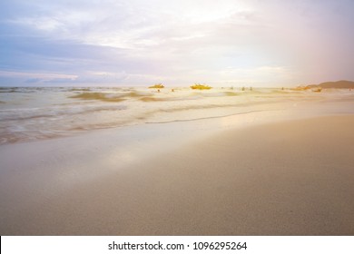 evevning light on the beack