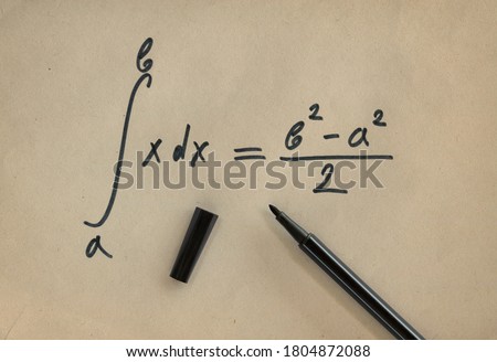 Example of a definite integral with its general solution and a felt pen