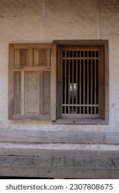 an example of an old window model