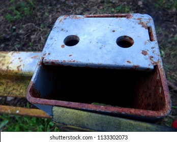 Example of   See Faces in Inanimate Objects, sample with the top of a steel gate
