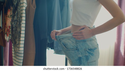 ダイエット 女性 の写真素材 画像 写真 Shutterstock