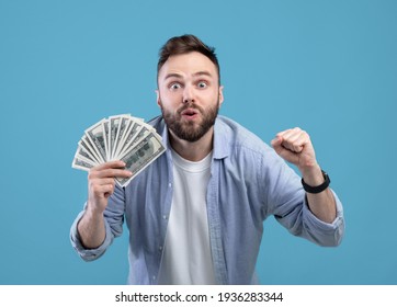 143,058 Man holding cash Images, Stock Photos & Vectors | Shutterstock