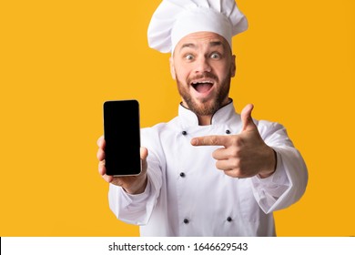 9,438 Chef on phone Images, Stock Photos & Vectors | Shutterstock