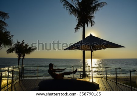 Exercise by rectus abdominis muscles in twilight
