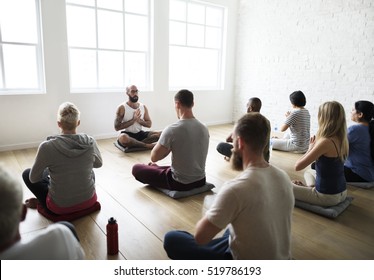 208,992 Yoga man Images, Stock Photos & Vectors | Shutterstock