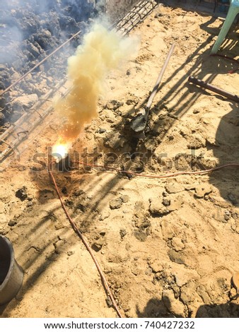The Exothermic welding system work of electrical grounding system.