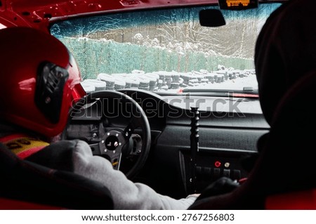 Expert handling during sharp winter turn with utmost focus