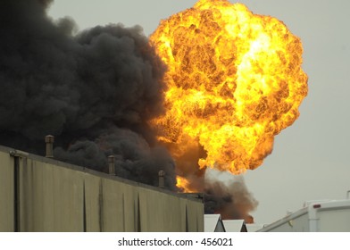 Explosions Rock Fort Worth Texas Chemical Plant.