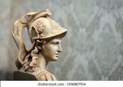 Exquisite Sculpture Of The Roman Goddess Of Wisdom