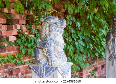 An Exquisite Stone Lion Statue