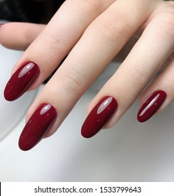 maroon color nails