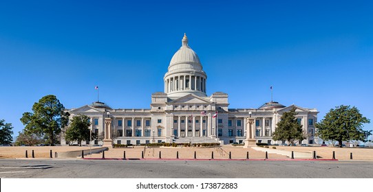 Exterior of the front of the Arkansas State Capitol building in Little Rock, Arkansas