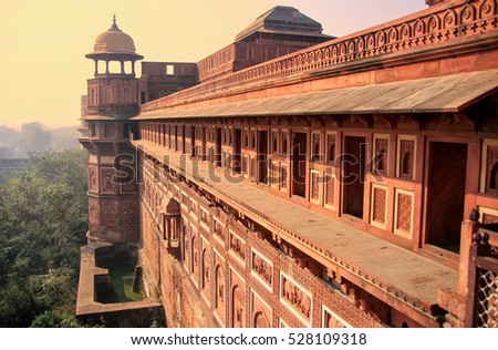 Exterior of Jahangiri Mahal in Agra Fort, Uttar Pradesh, India. The fort was built primarily as a military structure, but was later upgraded to a palace.