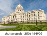 Exterior of the Minnesota State Capitol Building, built between 1896 and 1905, in St. Paul, Minnesota, USA.