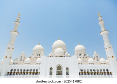 Exterior Sheikh Zayed Grand Mosque Blue Stock Photo 2025419882 ...