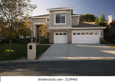 Exterior shot of a home in the Northern California East Bay Area of Martinez, CA.