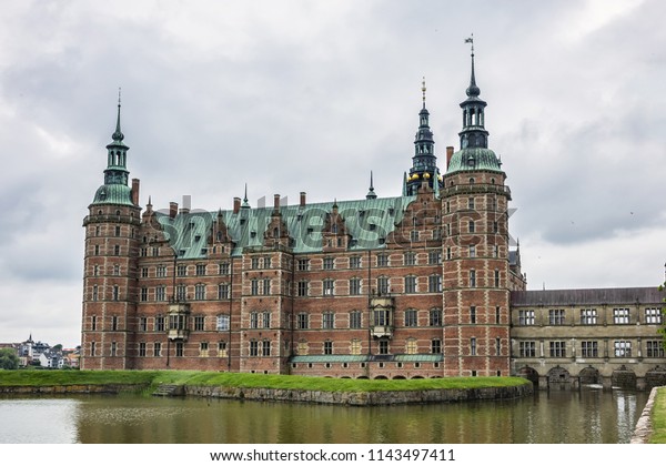 External View Frederiksborg Castle Frederiksborg Slot Stock Photo Edit Now 1143497411