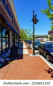 Exton, PA, USA - May 10, 2022: Main Street At Exton Is A Lifestyle And Big Box Shopping Center With 40 Retail Stores, Apartments, Restaurants, And Movie House. It Is Designed To Appear As A Downtown.