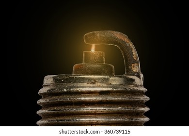 Extreme Magnification - Spark Plug Firing