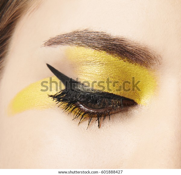 Eye Close Yellow Eyeshadow Black Eyeliner Royalty Free Stock Image