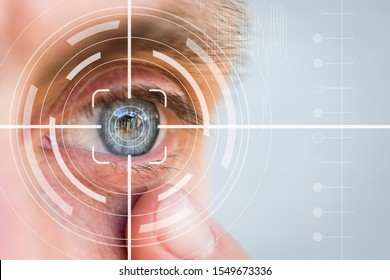 Monitorización y tratamiento ocular en la atención sanitaria. Escaneo biométrico del ojo macho.