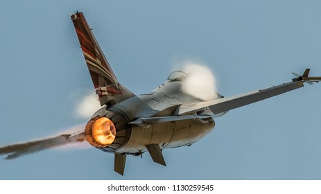 F16 fighter jet  military jet flying
