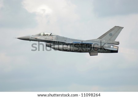 F-16 Fighting Falcon