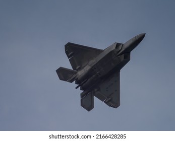 F22 Raptor Flying Over Hampton VA, 10 June 22. Touch And Goes For Flight Training. 
