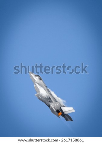 F-35 High G pull with after burner