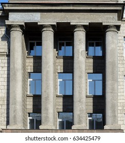 Facade with columns