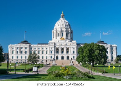 Facade of the Minnesota State Capitol Building in St Paul