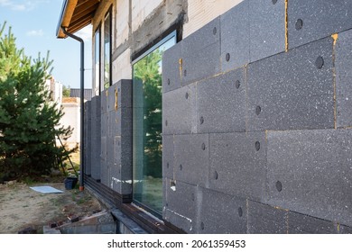 facade with thermal insulation of a single-family house