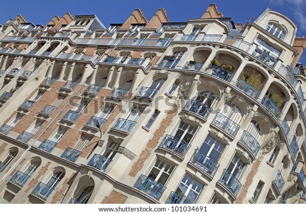 Facade Traditional Living Building Paris France Stock Photo Edit