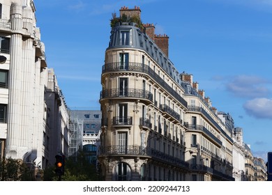 Facades Traditional French Houses Typical Balconies Stock Photo ...