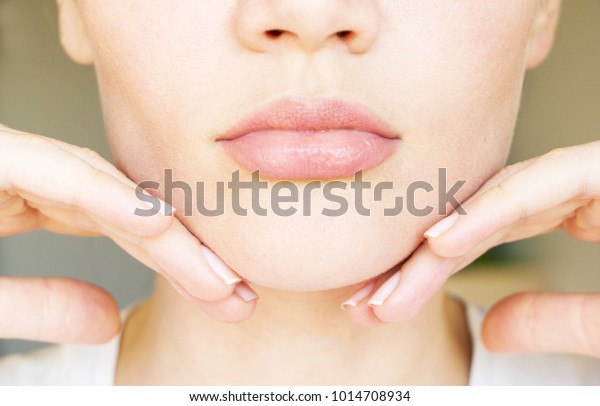 face contour. chin-line
tightening.