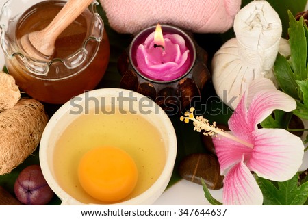 Face mask with Shoe Flower,Shoe Flower or hibiscus flowers, honey and eggs, spa skin from natural raw materials.