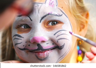 1000 Kids Face Painting Stock Images Photos Vectors Shutterstock