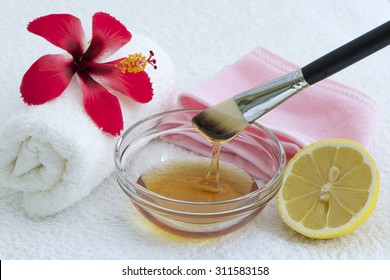 Face Skin Care - Lemon And Honey, Natural Mask 