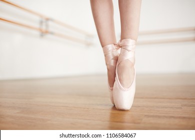 children's ballet pointe shoes