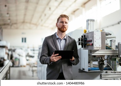 117,369 Factory, manager Images, Stock Photos & Vectors | Shutterstock