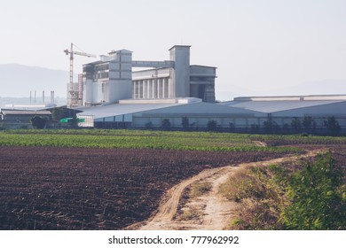 A Factory Where Farm Animal Feed Is Produced,Animal Feed Factory